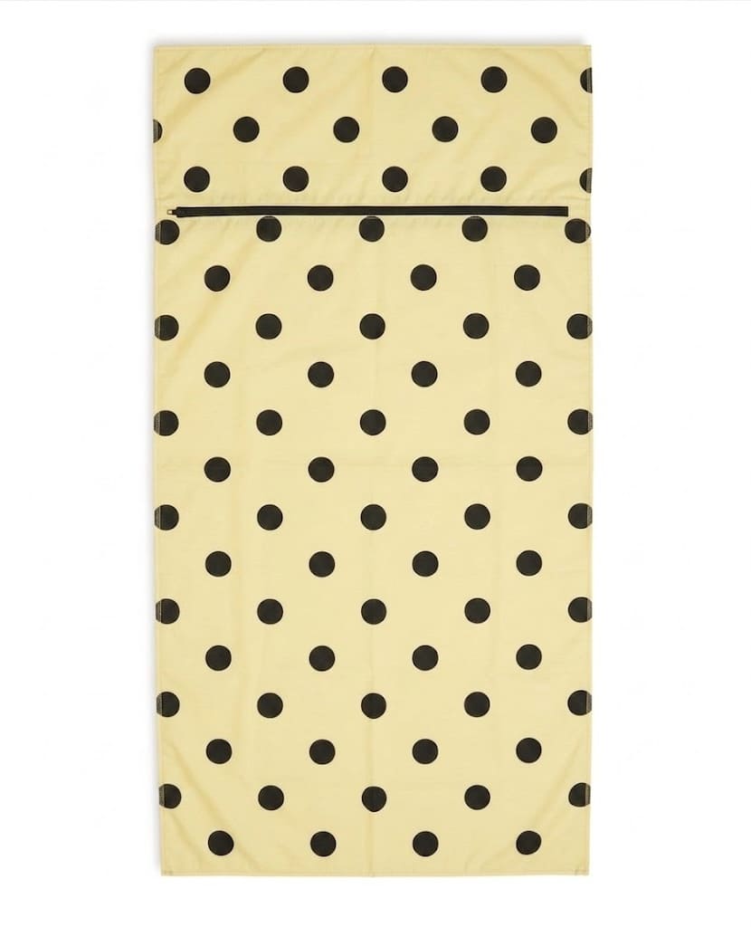 BUTTER YELLOW